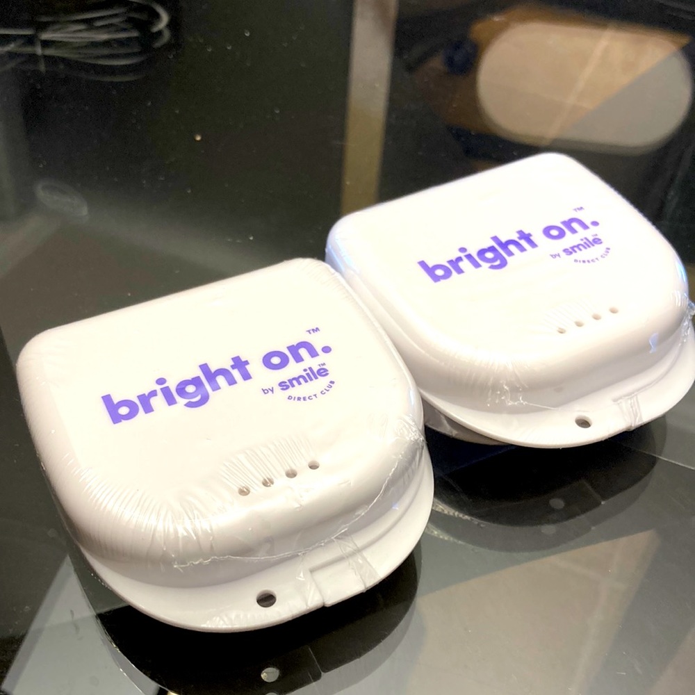 SmileDirectClub Traveling Case with LED Accelerator Light